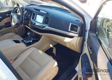 2019 Toyota Highlander Xle from USA, damaged, VIN 5TDKZRFH1KS565857